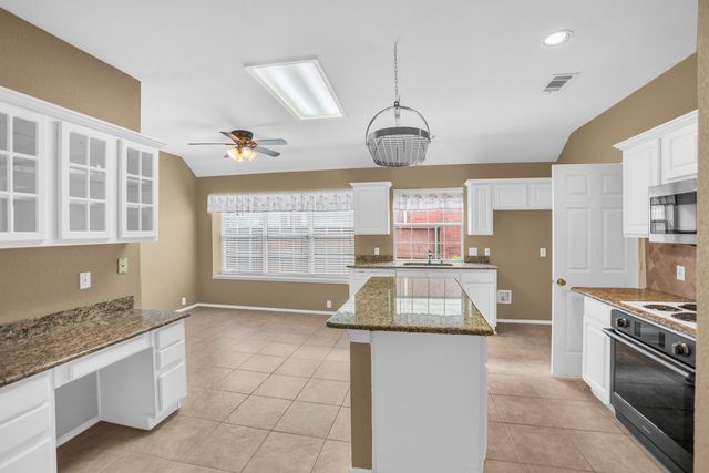 7900 Roaring Ridge Drive, Plano, TX 75025