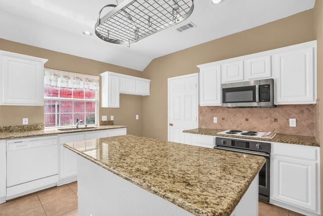 7900 Roaring Ridge Drive, Plano, TX 75025