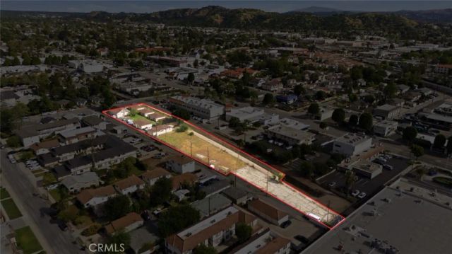 121 N Pennsylvania Avenue, Glendora, CA 91741