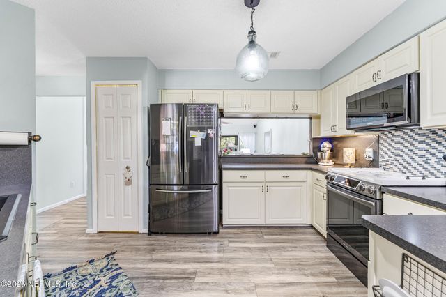 540 WILLOW OAK Lane, Orange Park, FL 32073
