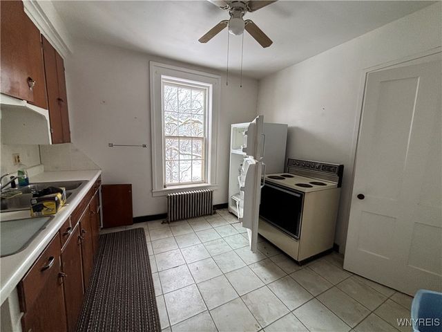 5755 Beattie Avenue, Lockport Town, NY 14094