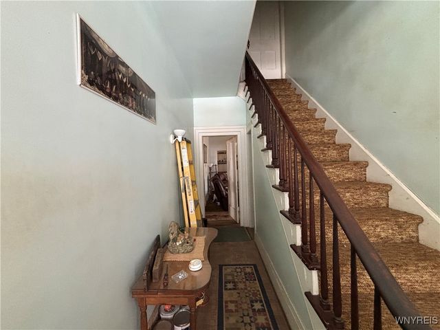 5755 Beattie Avenue, Lockport Town, NY 14094