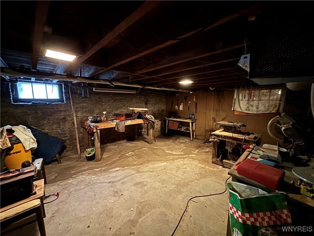 5755 Beattie Avenue, Lockport Town, NY 14094