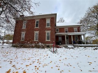 5755 Beattie Avenue, Lockport Town, NY 14094