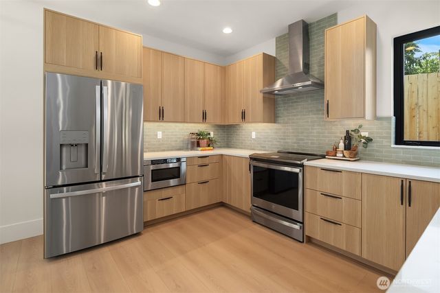 1845 4th Street, Kirkland, WA 98033