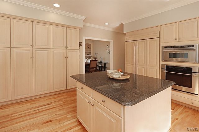 8430 Prestwick Drive, Manlius, NY 13104