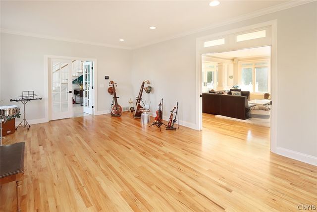 8430 Prestwick Drive, Manlius, NY 13104