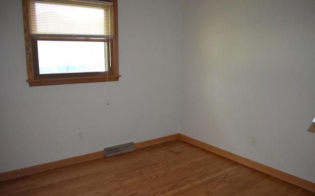 11651 W Grange AVENUE, Hales Corners, WI 53130