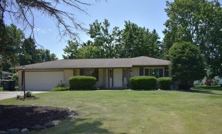 11651 W Grange AVENUE, Hales Corners, WI 53130