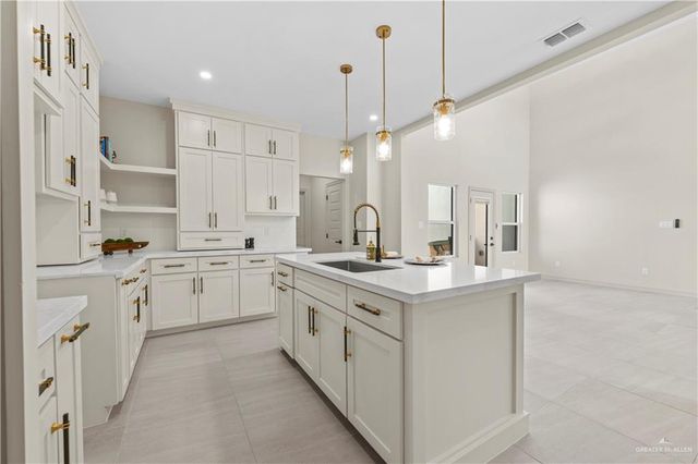 2909 E Tamarindo Street, Hidalgo, TX 78557
