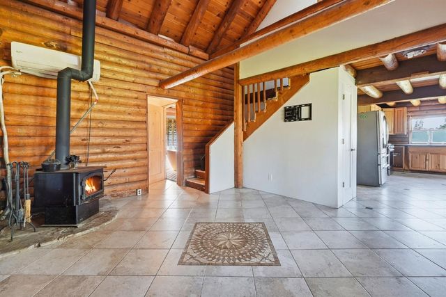 10159 Lime Kiln Rd, Grass Valley, CA 95949