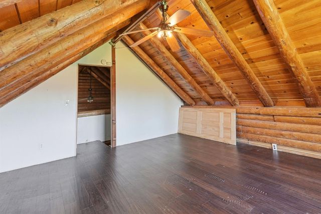 10159 Lime Kiln Rd, Grass Valley, CA 95949