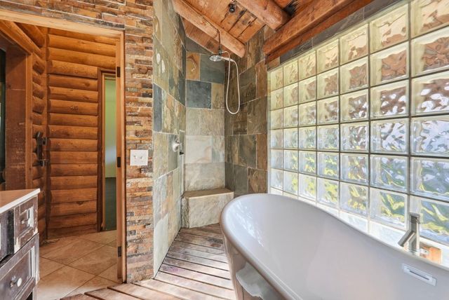 10159 Lime Kiln Rd, Grass Valley, CA 95949