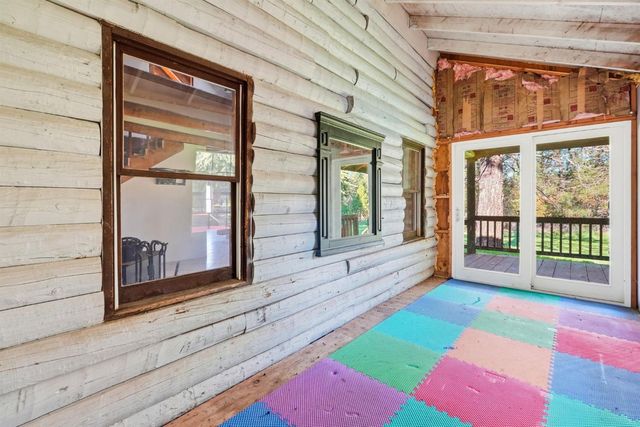 10159 Lime Kiln Rd, Grass Valley, CA 95949