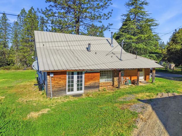 10159 Lime Kiln Rd, Grass Valley, CA 95949
