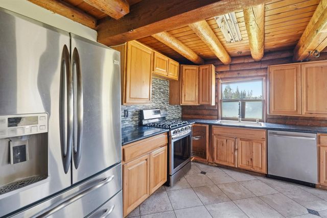 10159 Lime Kiln Rd, Grass Valley, CA 95949