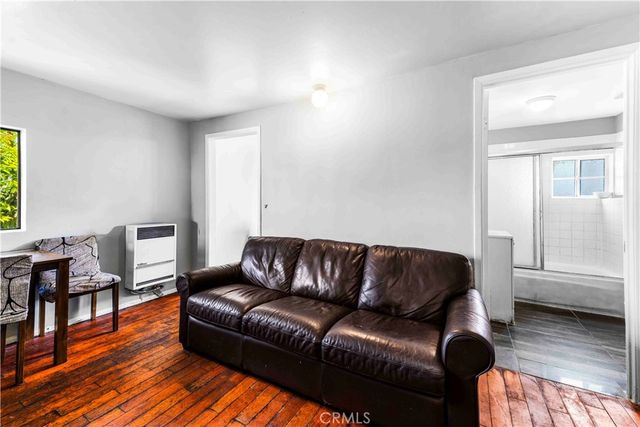 736 W 41st Place, Los Angeles, CA 90037