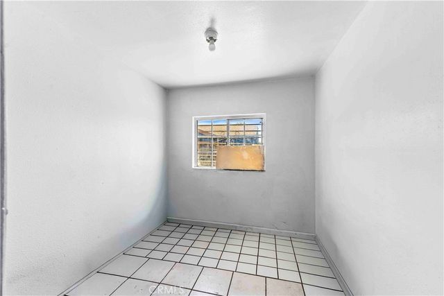736 W 41st Place, Los Angeles, CA 90037