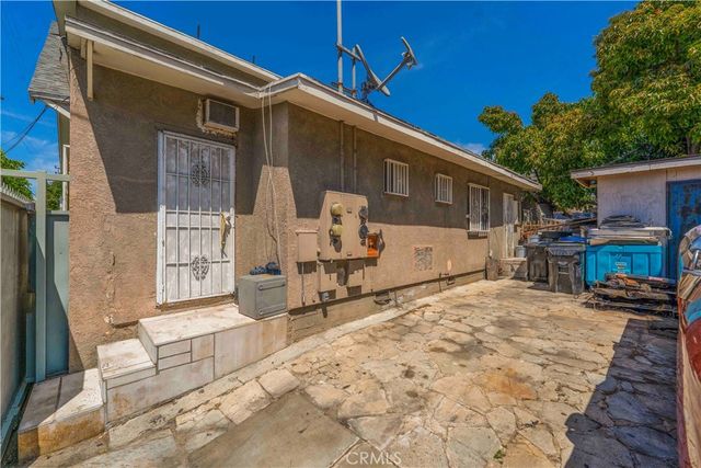 736 W 41st Place, Los Angeles, CA 90037