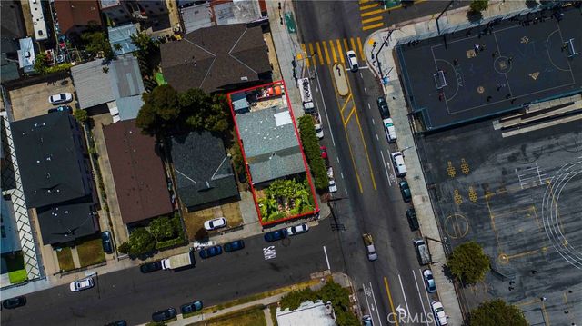 736 W 41st Place, Los Angeles, CA 90037