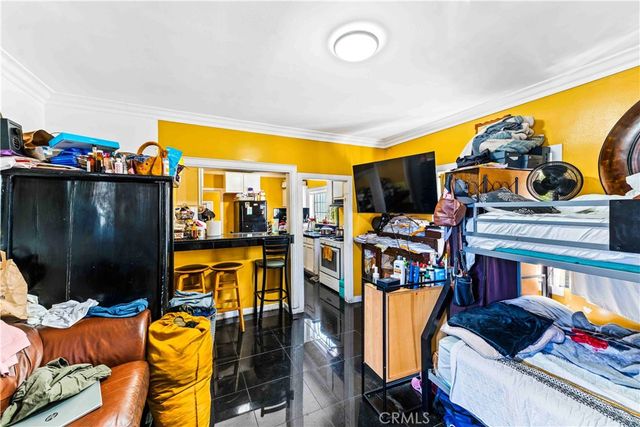 736 W 41st Place, Los Angeles, CA 90037