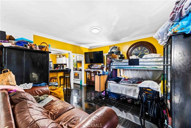 736 W 41st Place, Los Angeles, CA 90037