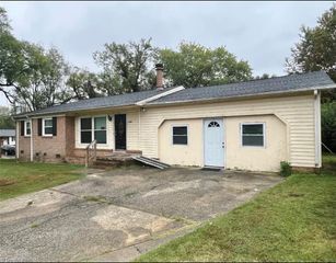2301 Ontario Street, Greensboro, NC 27403