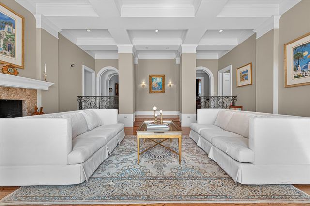 16703 Southern Oaks Drive, Houston, TX 77068