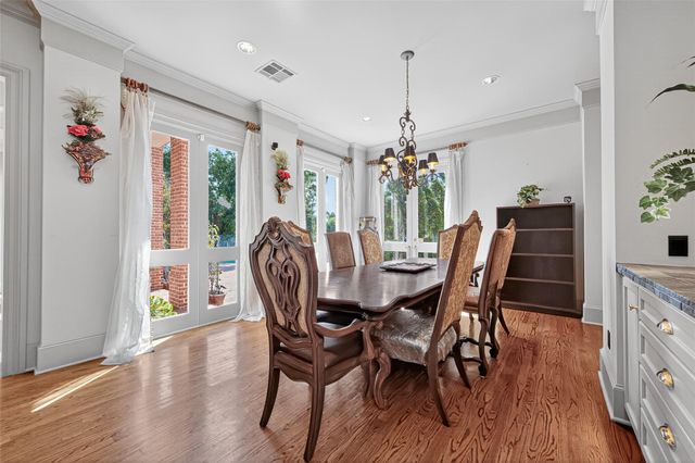 16703 Southern Oaks Drive, Houston, TX 77068