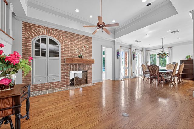 16703 Southern Oaks Drive, Houston, TX 77068