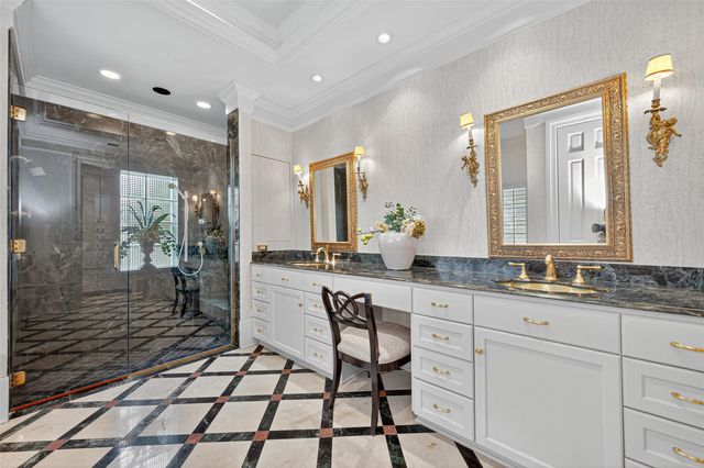 16703 Southern Oaks Drive, Houston, TX 77068