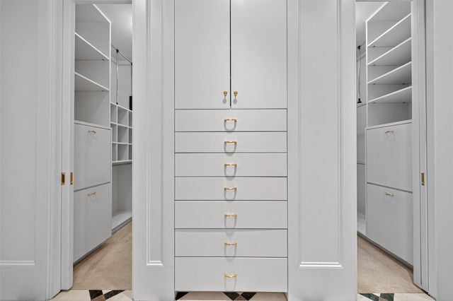 16703 Southern Oaks Drive, Houston, TX 77068