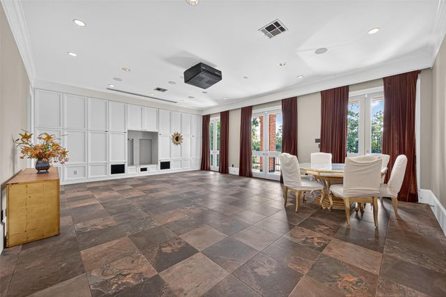 16703 Southern Oaks Drive, Houston, TX 77068