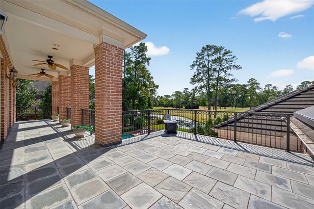 16703 Southern Oaks Drive, Houston, TX 77068