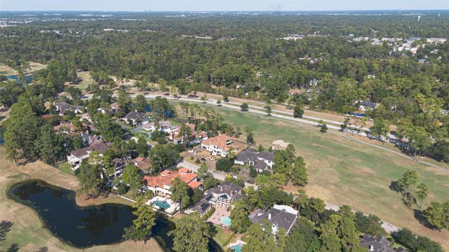 16703 Southern Oaks Drive, Houston, TX 77068