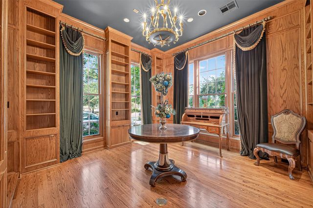 16703 Southern Oaks Drive, Houston, TX 77068