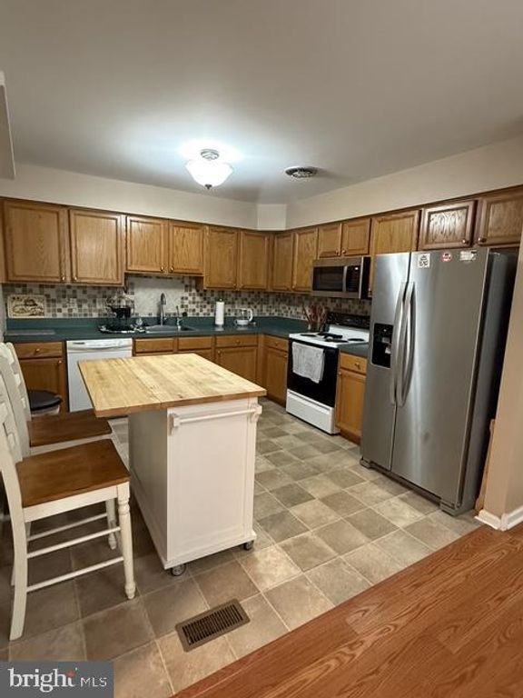 641 MUHLENBERG DR, TRAPPE, PA 19426 — photo 4