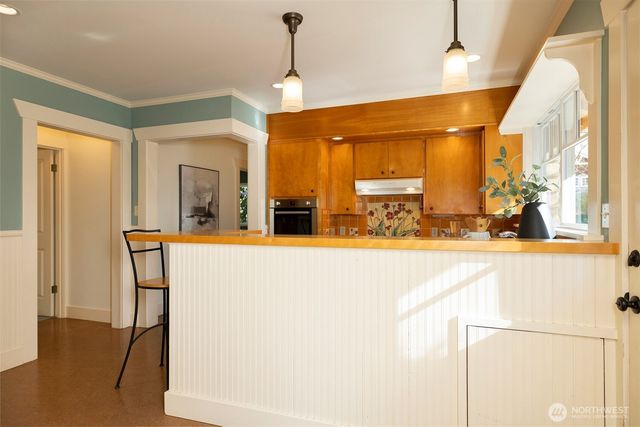 2332 45th Avenue SW, Seattle, WA 98116