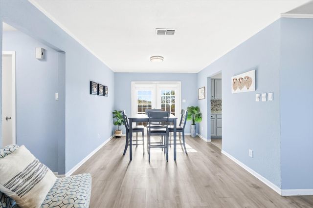 3873 Lois Road E, Sanger, TX 76266