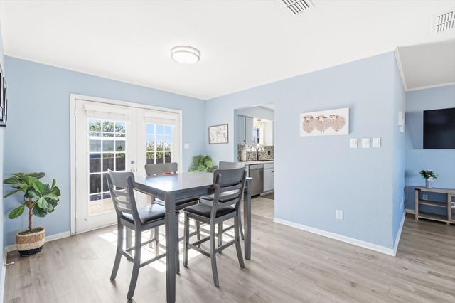 3873 Lois Road E, Sanger, TX 76266