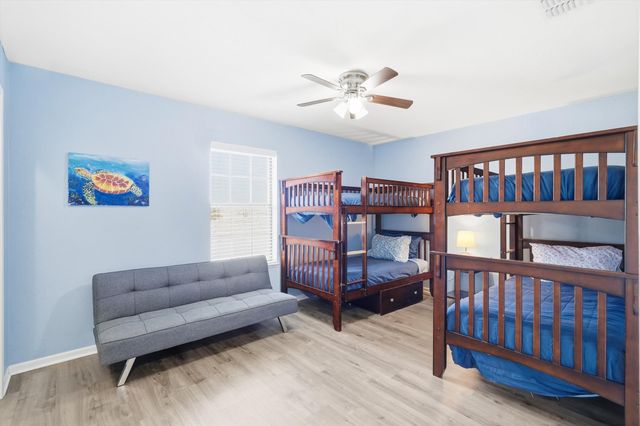 3873 Lois Road E, Sanger, TX 76266