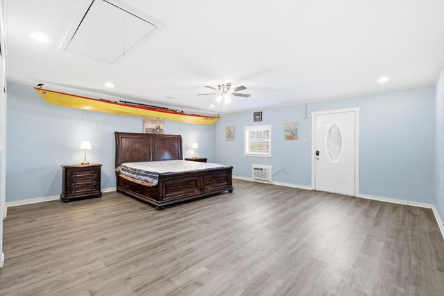 3873 Lois Road E, Sanger, TX 76266