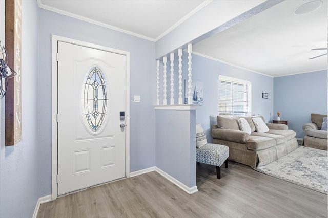 3873 Lois Road E, Sanger, TX 76266