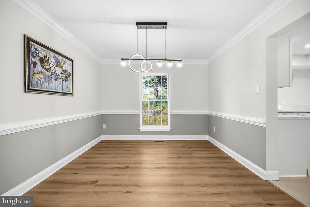 Image 30 of property listing at 1425 GROUSE CT, Frederick, MD 21703