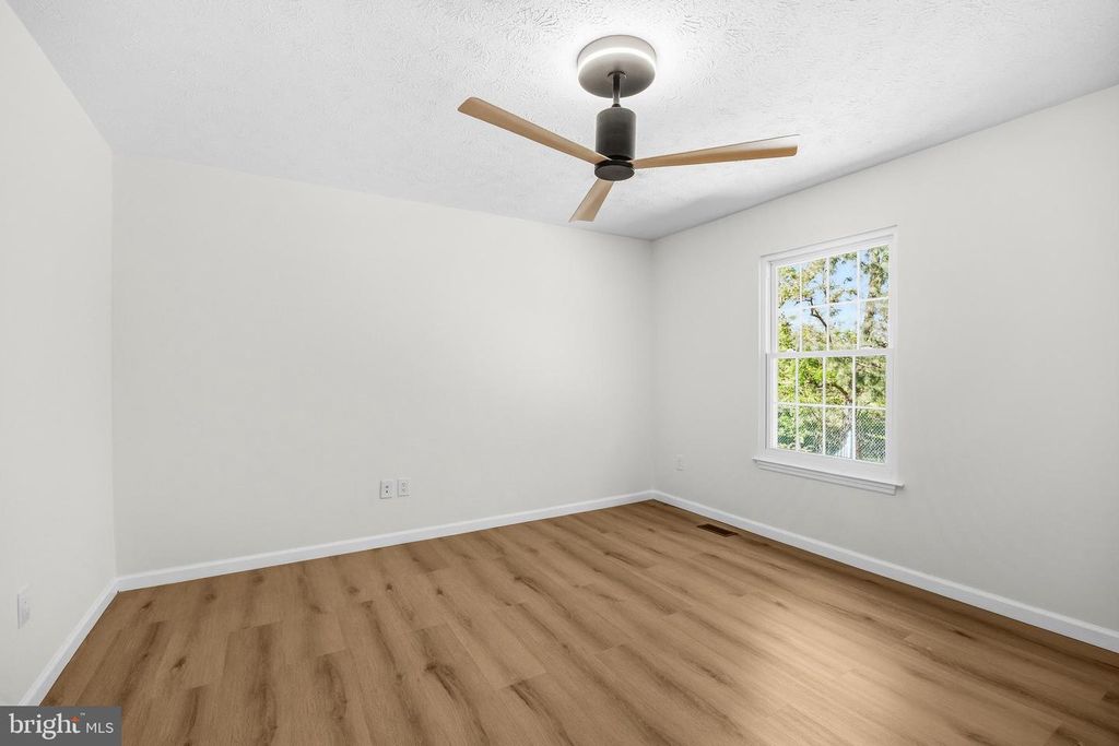 Image 49 of property listing at 1425 GROUSE CT, Frederick, MD 21703