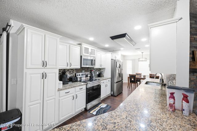 5552 W Irving Court, Homosassa, FL 34448