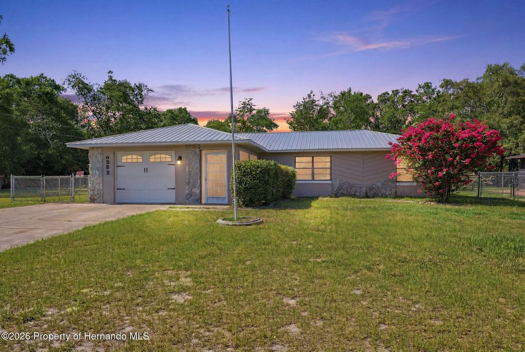 5552 W Irving Court, Homosassa, FL 34448