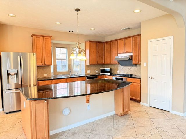 2214 Jurgensen Lane, Sugar Land, TX 77479