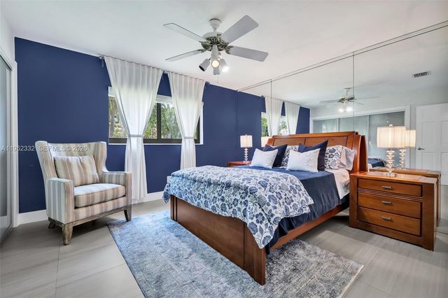 11850 Oak Leaf Dr., Davie, FL 33330