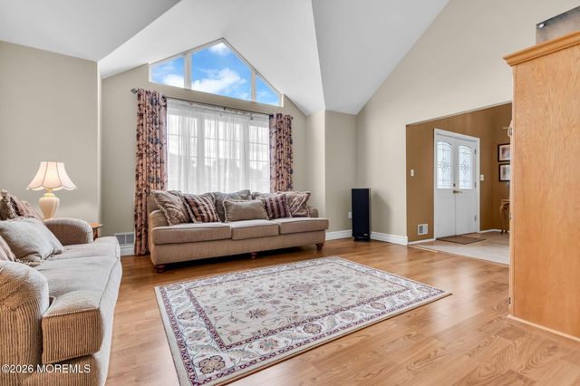 14 Jennifer Drive, Howell, NJ 07731